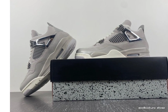 Frozen 4 Retro Moments   AQ9129-001 Jordan AQ9129-001 0306